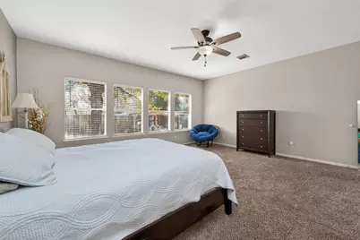 915 Highland Woods Dr, Highlands, TX 77562 - Photo 27