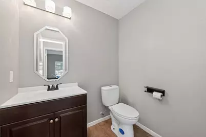 915 Highland Woods Dr, Highlands, TX 77562 - Photo 25