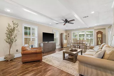 6111 Hickorycrest Drive, Spring, TX 77389 - Photo 9