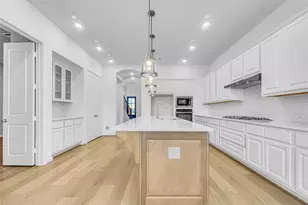 510 Rita Blanca Dr, Webster, TX 77598 - Photo 3