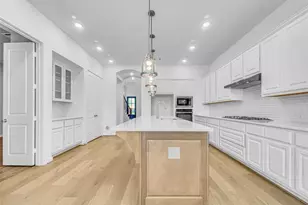 510 Rita Blanca Dr, Webster, TX 77598 - Photo 3