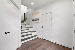 7702 Earl Rudder Wy, Houston, TX 77055 - Photo 5