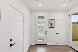 7702 Earl Rudder Wy, Houston, TX 77055 - Photo 3