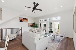 7702 Earl Rudder Wy, Houston, TX 77055 - Photo 15