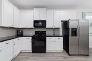 13838 Andover Park Dr, Houston, TX 77083 - Photo 9