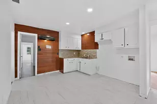 11936 Hoblitzelle Dr, Dallas, TX 75243 - Photo 9
