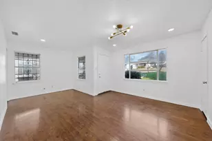11936 Hoblitzelle Dr, Dallas, TX 75243 - Photo 5