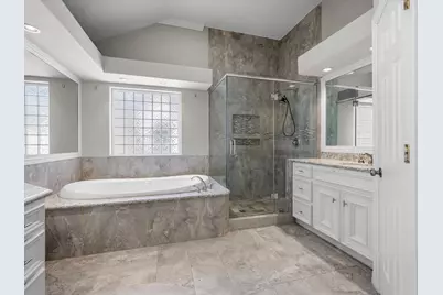 66 Blooming Grove Lane, Houston, TX 77077 - Photo 19