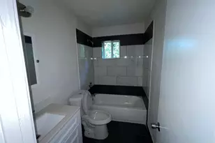 7227 St Augustine St, Houston, TX 77021 - Photo 9