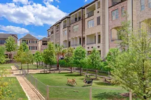 2722 Maxroy St, Houston, TX 77007 - Photo 3