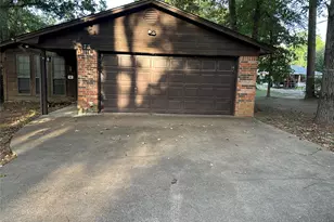 73 Cottonwood Rd, Trinity, TX 75862 - Photo 15