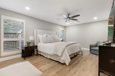 21 Wakerobin Court, The Woodlands, TX 77380 - Photo 11