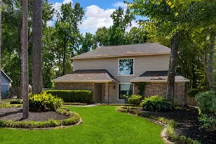 21 Wakerobin Ct, The Woodlands, TX 77380 - Photo 1