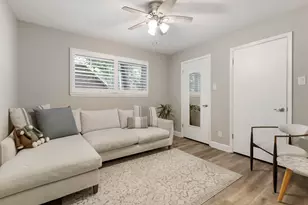 21 Wakerobin Ct, The Woodlands, TX 77380 - Photo 45