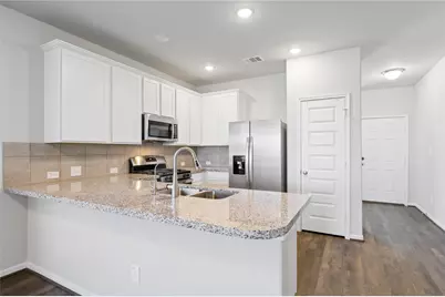 14915 Spring Forest Lane, Baytown, TX 77523 - Photo 11