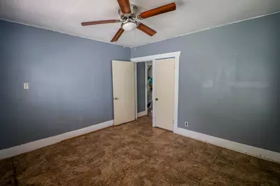 9243 E Avenue O, Houston, TX 77012 - Photo 3
