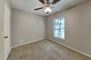 9322 Wandsworth Dr, Spring, TX 77379 - Photo 13