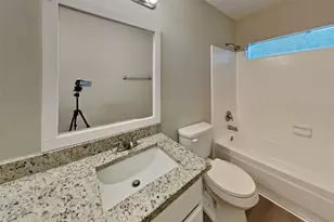 9322 Wandsworth Dr, Spring, TX 77379 - Photo 17