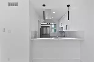 1514 Wirt Rd, Houston, TX 77055 - Photo 13