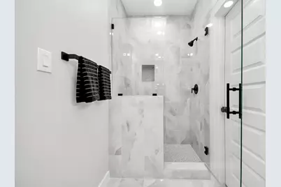 9826 Nedwald Street, Houston, TX 77029 - Photo 41