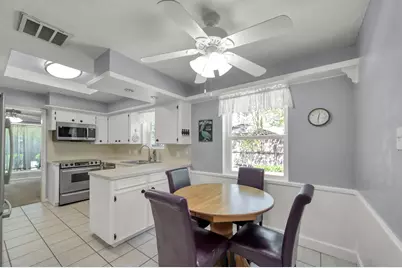 27132 S Harlan Lane, Conroe, TX 77385 - Photo 13