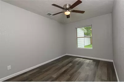 6811 Mike Street, Hitchcock, TX 77563 - Photo 11