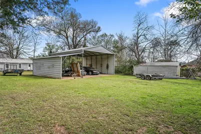 312 E Murchison Street, Palestine, TX 75801 - Photo 13