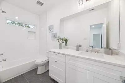 2122 Oatfield Drive, Houston, TX 77018 - Photo 5