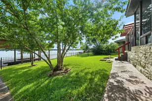 1046 Lake View Dr, Montgomery, TX 77356 - Photo 9