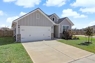 2406 Lightfoot Ln, Bryan, TX 77803 - Photo 3