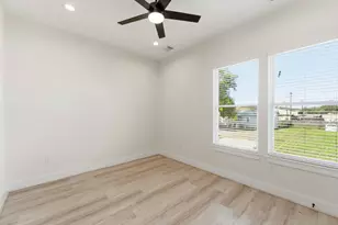 7809 Dyer St, Houston, TX 77088 - Photo 23