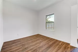 12726 Plummersville St, Houston, TX 77072 - Photo 7