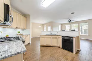 3722 Mystic Meadows Ln, Friendswood, TX 77546 - Photo 17