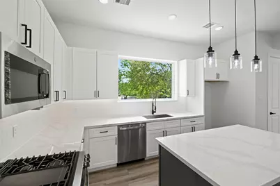 870 W Little York Road #D, Houston, TX 77091 - Photo 21