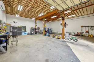 225 McGregor Dr, Brookeland, TX 75931 - Photo 49