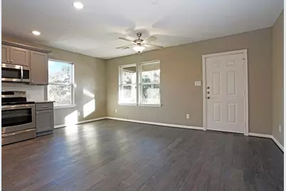 1501 Hawthorne Street #A, Houston, TX 77006 - Photo 5