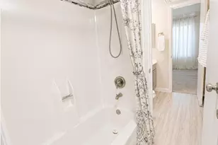 11710 Southlake Dr, Houston, TX 77077 - Photo 19