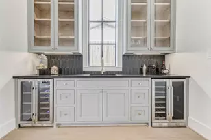 6911 Hartland Ave, Houston, TX 77055 - Photo 13