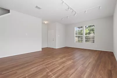 723 Slate Valley Lane, Spring, TX 77373 - Photo 5