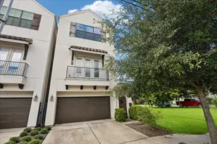 1915 Spring St, Houston, TX 77007 - Photo 1