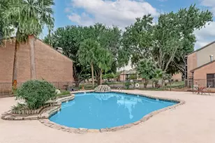 305 W Baker Rd, Baytown, TX 77521 - Photo 17