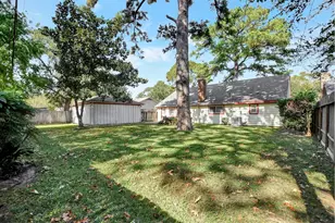 10513 Moorberry Ln, Houston, TX 77043 - Photo 27