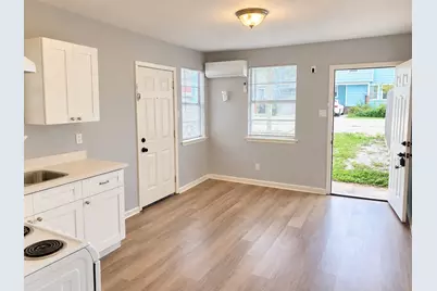 4315 Chapman Street #1/2, Hockley, TX 77009 - Photo 3