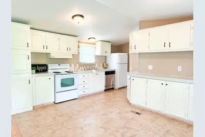 20177 Ranch Estates Drive, New Caney, TX 77357 - Photo 7