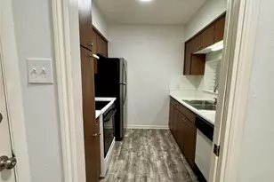 2701 Bellefontaine St, Houston, TX 77025 - Photo 5