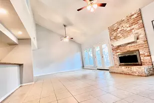 11407 Briar Rose Dr, Houston, TX 77077 - Photo 17