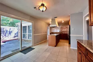 11407 Briar Rose Dr, Houston, TX 77077 - Photo 11