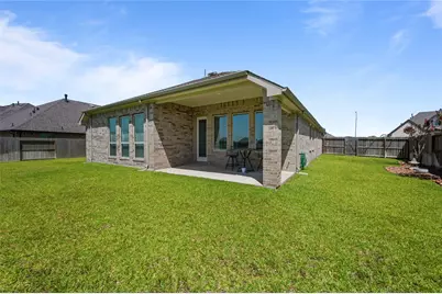 15322 Lake Front Drive, Mont Belvieu, TX 77523 - Photo 39