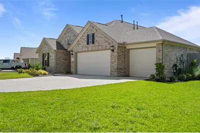 15322 Lake Front Drive, Mont Belvieu, TX 77523 - Photo 3