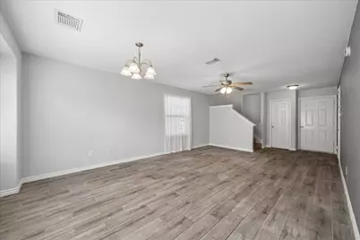 5911 Santa Cecilia Lane, Houston, TX 77017 - Photo 9